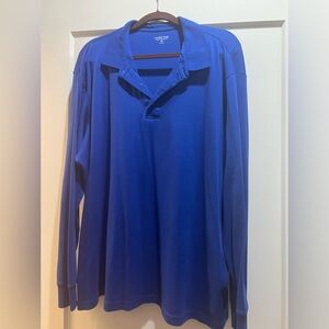 Men’s royal blue knit shirt